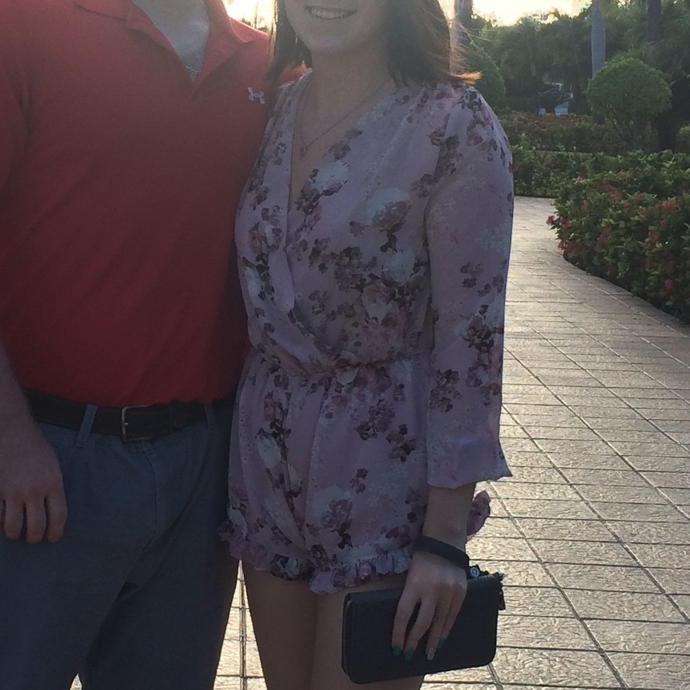 Floral romper - Picture 3 of 3